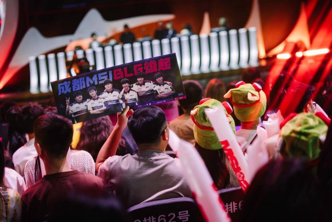 T1官博：衷心祝贺T1.Faker 选手入选英雄联盟名人堂